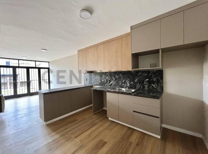 Casa · 138m² · 6 Ambientes · 1 Cochera