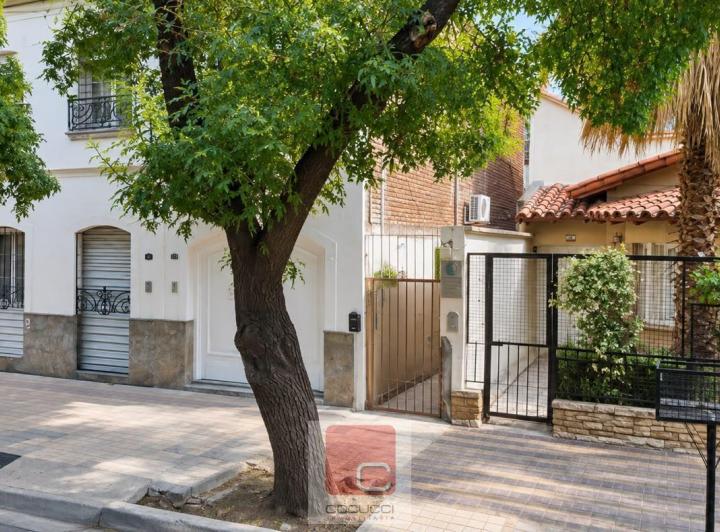 Casa · 72m² · 4 Ambientes