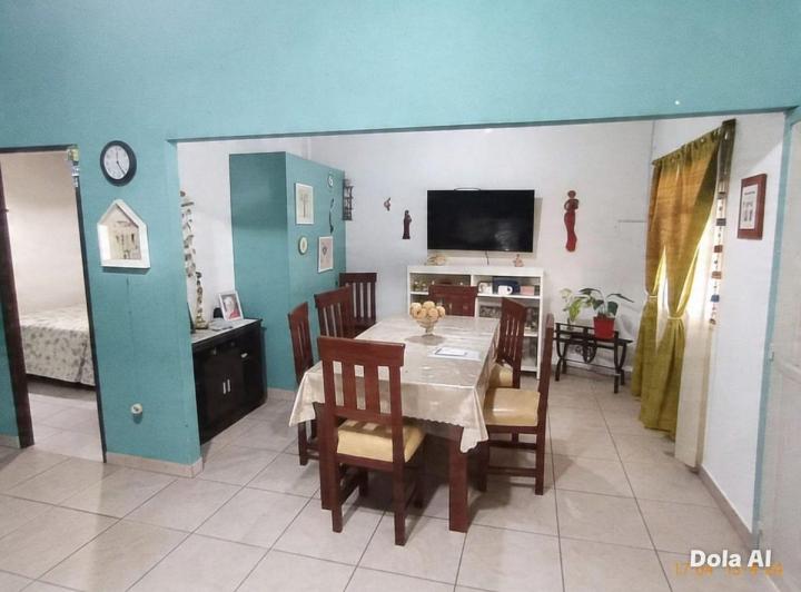 Casa · 63m² · 4 Ambientes · 2 Cocheras
