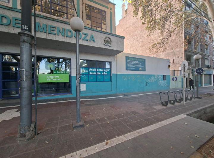 Local comercial · 1470m²