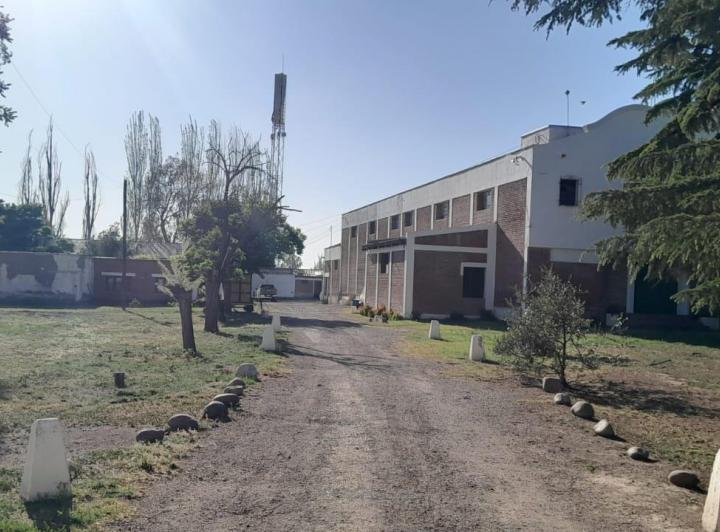 Bodega-Galpón · 900m²
