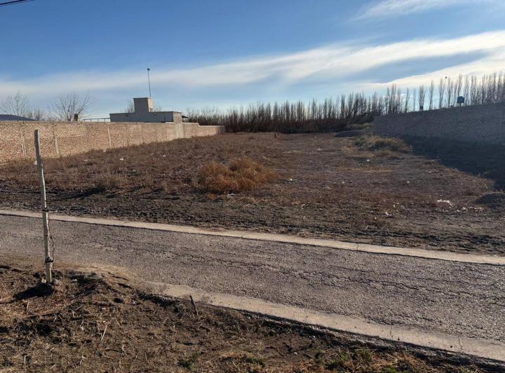 Terreno · 600m²