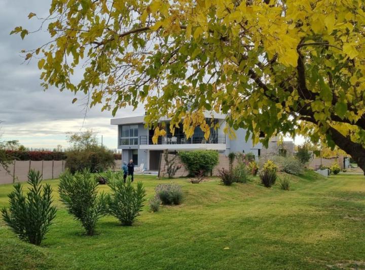 Casa · 180m² · 3 Ambientes