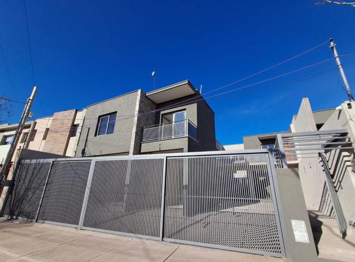 Departamento · 70m² · 4 Ambientes · 1 Cochera