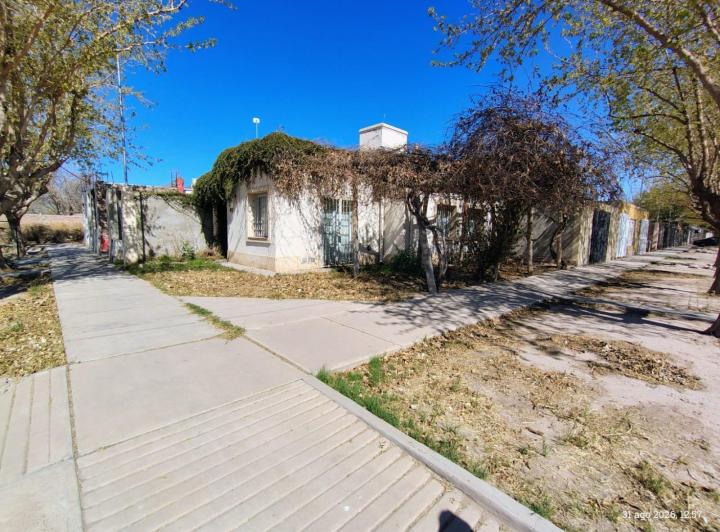 Casa · 80m² · 2 Dormitorios · 1 Cochera