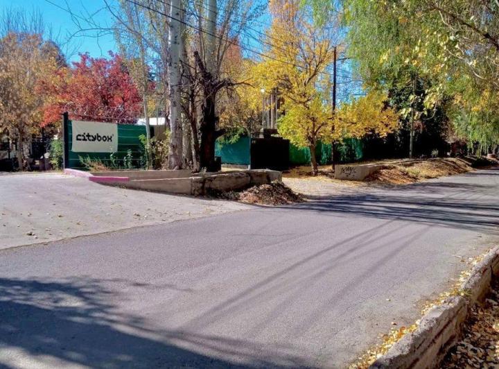 Terreno · 985m²