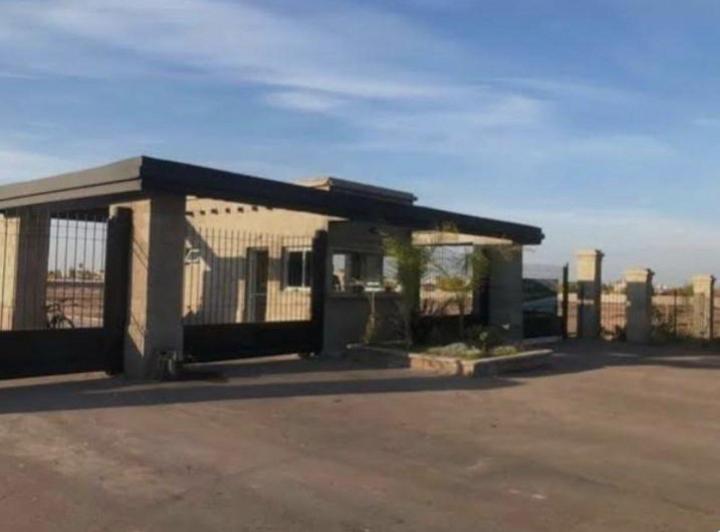 Terreno · 307m²