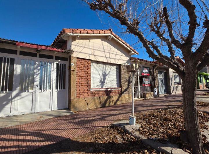 Casa · 189m² · 9 Ambientes