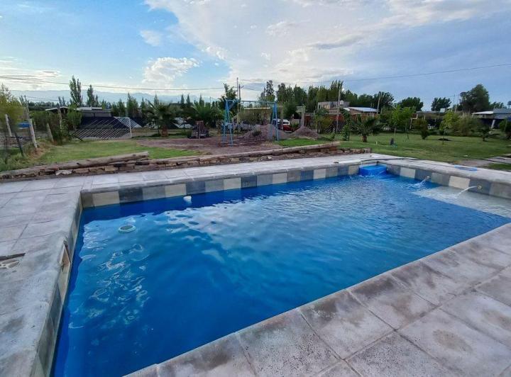 Casa · 240m² · 3 Ambientes