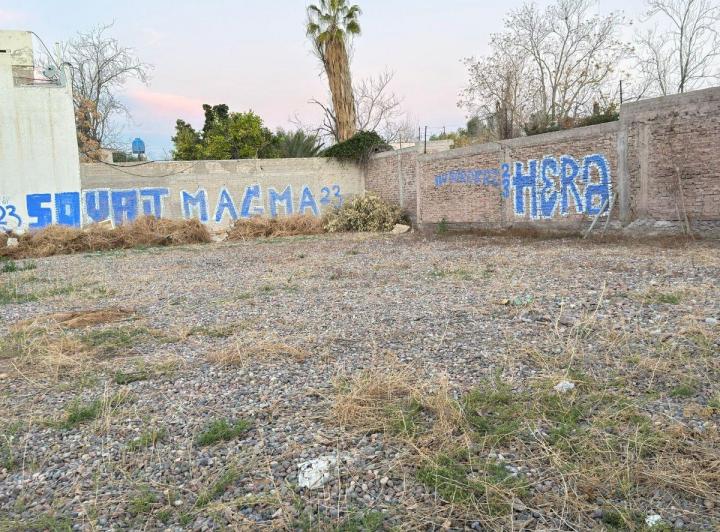 Terreno · 637m²