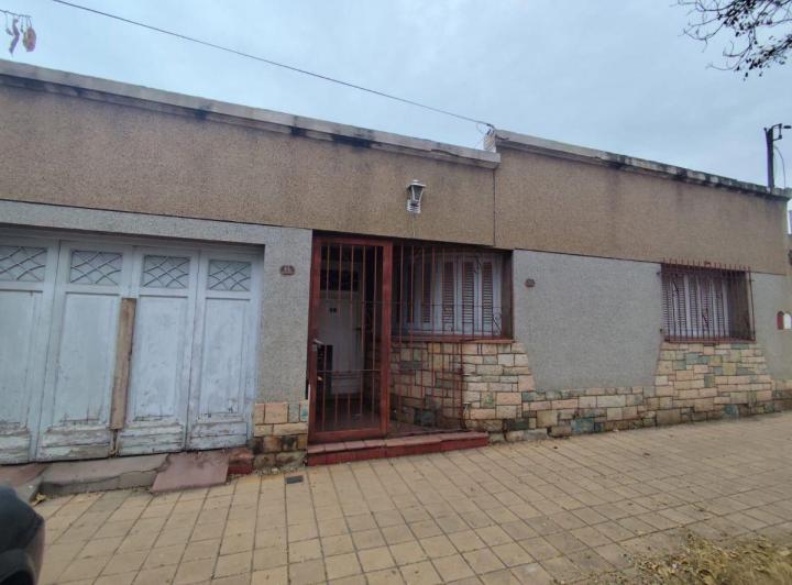 Casa · 154m² · 4 Ambientes · 1 Cochera