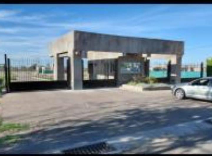 Terreno · 307m²