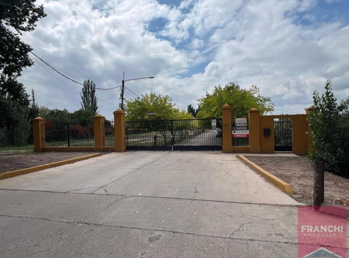 Terreno · 1273m²