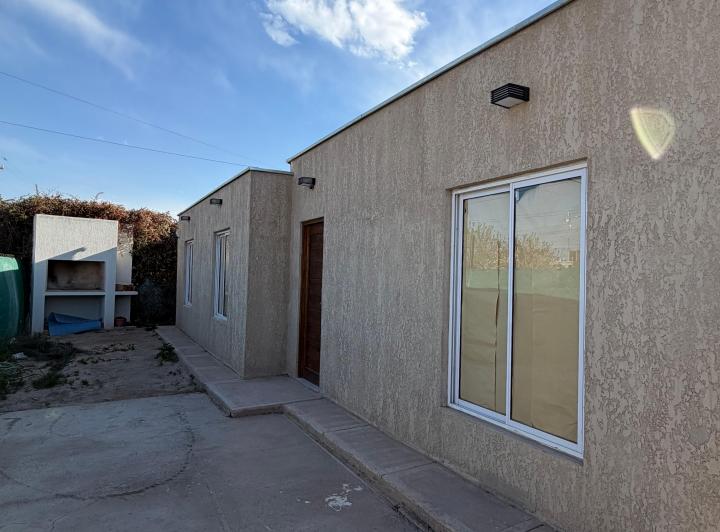 Casa · 85m² · 5 Ambientes · 1 Cochera