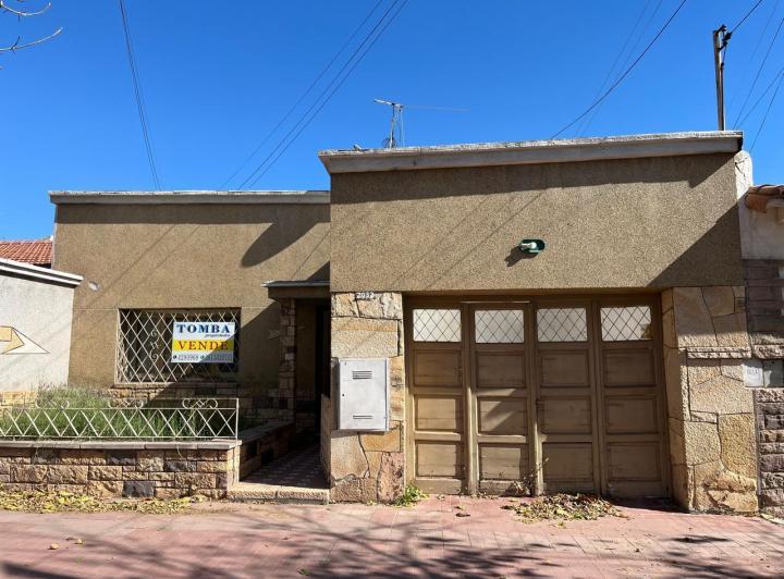 Casa · 230m² · 1 Cochera