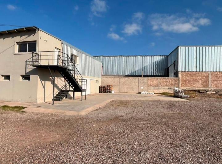 Bodega-Galpón · 192m² · 3 Ambientes