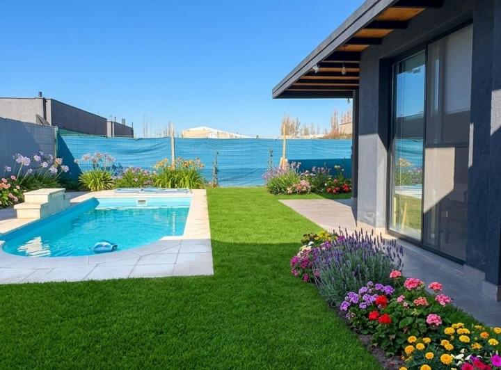 Casa · 170m² · 5 Ambientes · 2 Cocheras