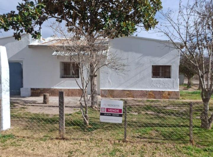 Casa · 166m² · 5 Ambientes · 1 Cochera