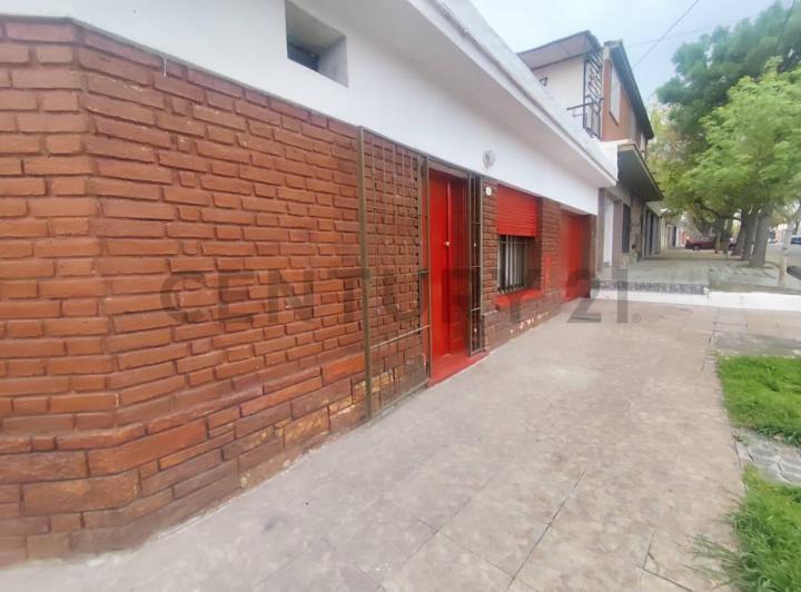 Casa · 159m² · 3 Ambientes · 3 Cocheras