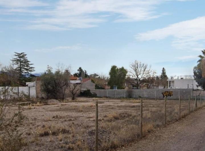 Terreno · 658m²