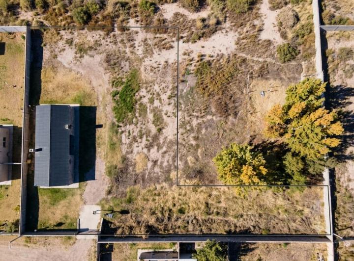 Terreno · 1600m²