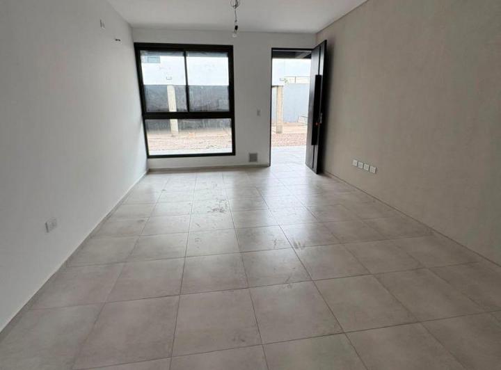 Departamento · 67m² · 4 Ambientes · 1 Cochera