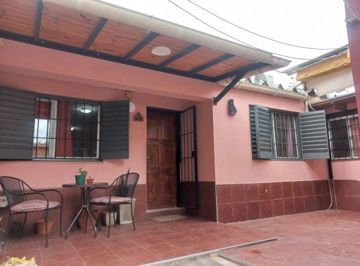 Casa · 113m² · 2 Ambientes · 3 Cocheras