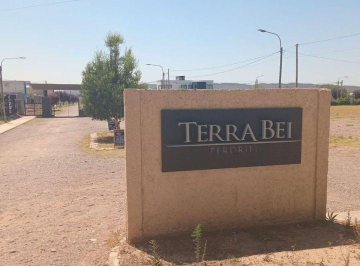 Terreno · 320m²