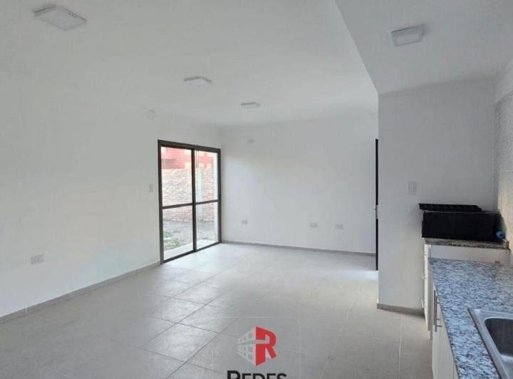 Casa · 100m² · 7 Ambientes · 1 Cochera