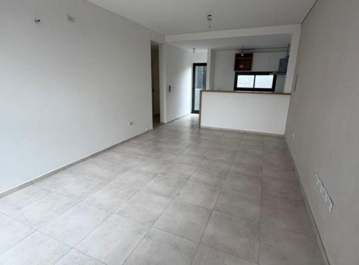 Departamento · 68m² · 4 Ambientes · 1 Cochera