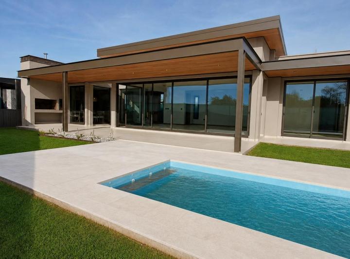 Casa · 315m² · 4 Ambientes · 2 Cocheras