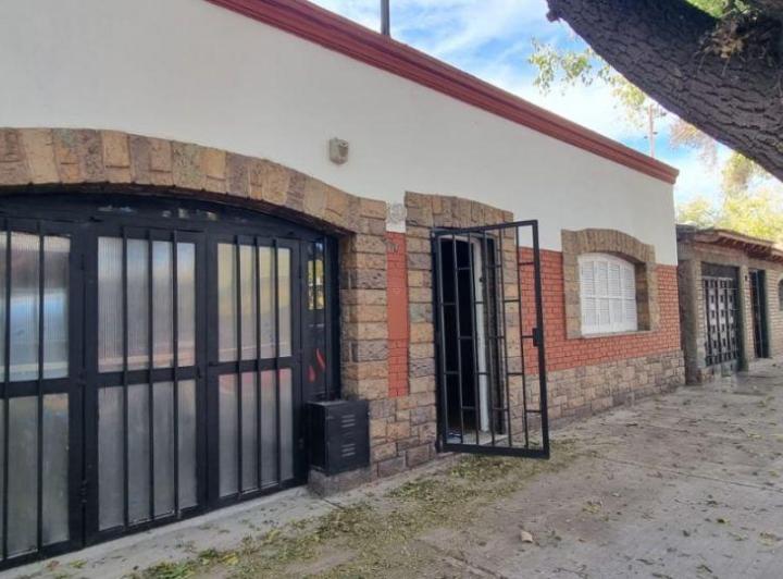 Casa · 181m² · 5 Ambientes