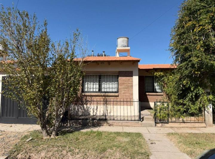 Casa · 65m² · 2 Ambientes · 1 Cochera