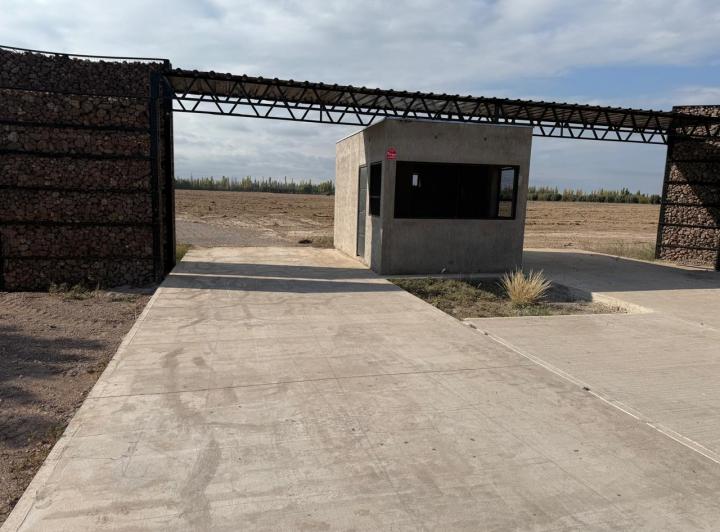 Terreno · 300m²