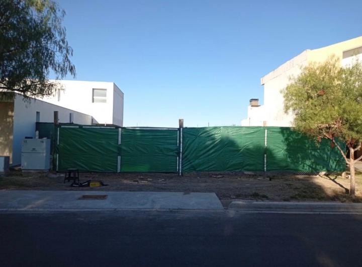 Terreno · 425m²