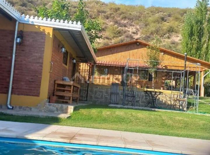 Casa · 80m² · 3 Ambientes · 1 Cochera
