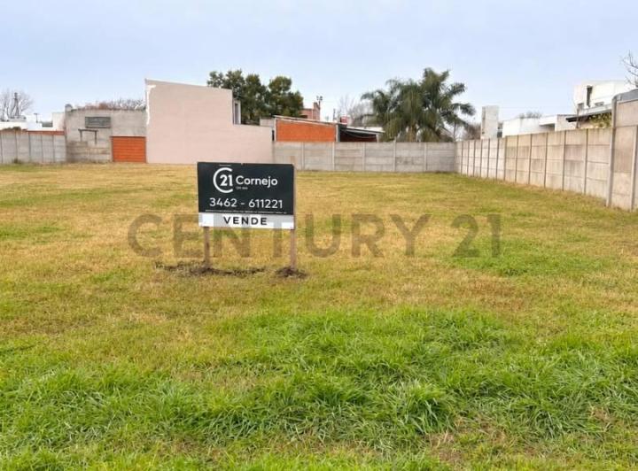 Terreno · 300m²