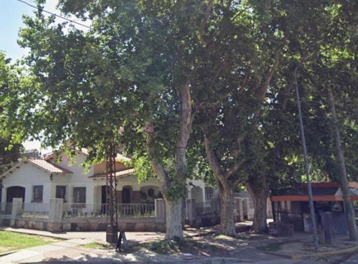 Terreno · 1006m²