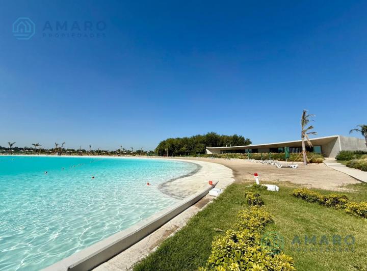 Terreno · 680m²