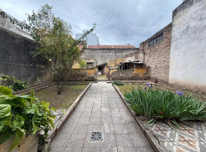 Terreno · 225m²