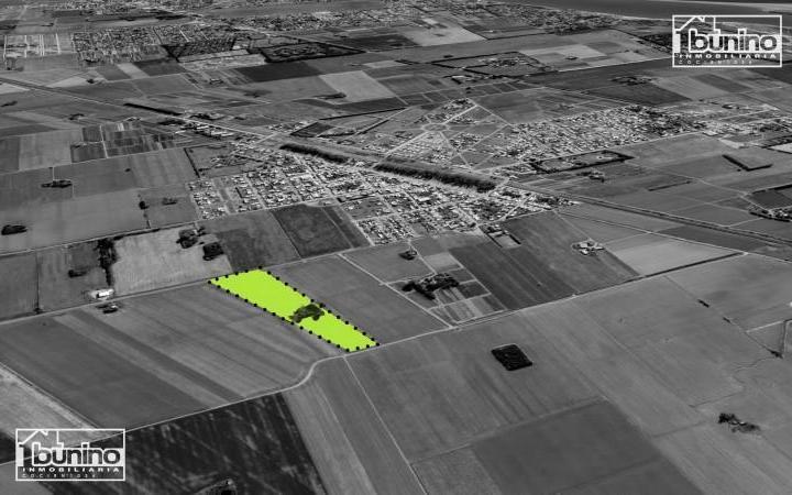 Terreno · 300m²