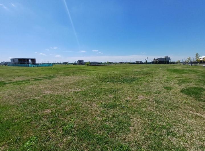 Terreno · 1060m²