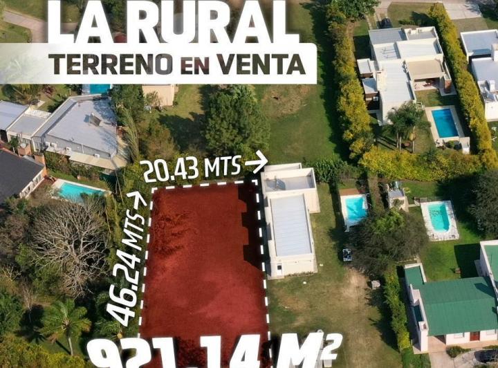 Terreno · 921m²