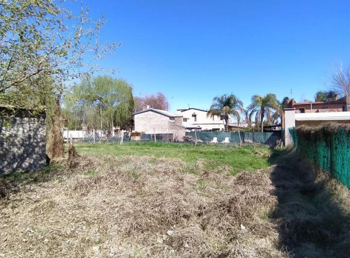 Terreno · 300m²