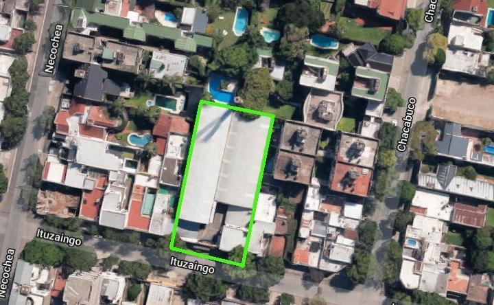 Terreno · 1225m² · 9 Ambientes