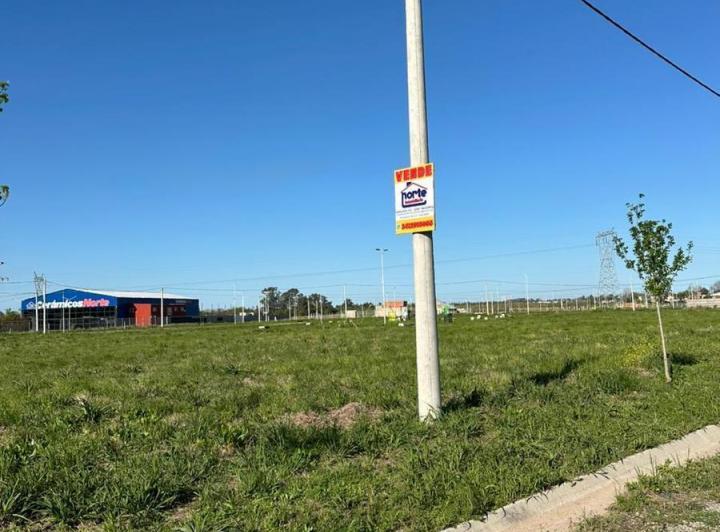 Terreno · 300m²