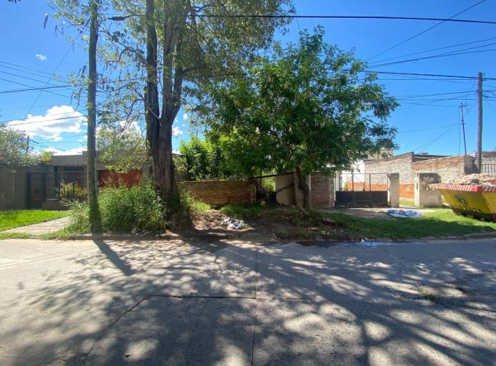 Terreno · 297m²