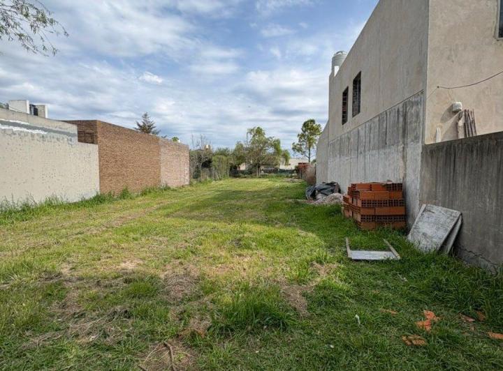 Terreno · 440m²