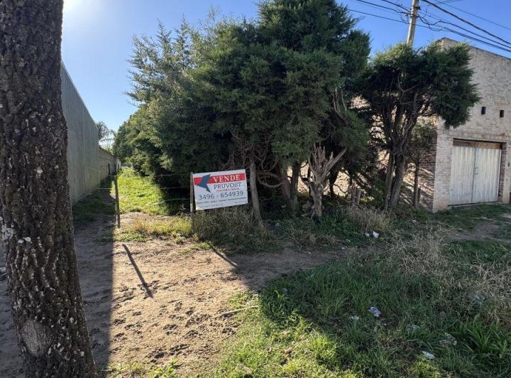 Terreno · 402m²