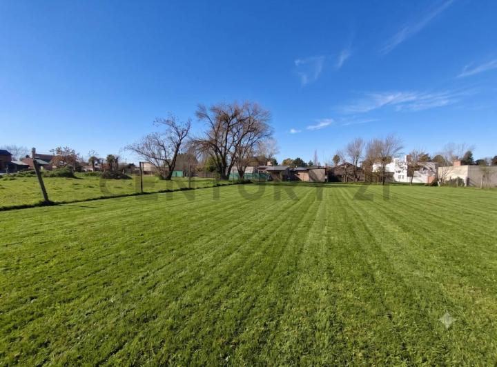 Terreno · 912m²